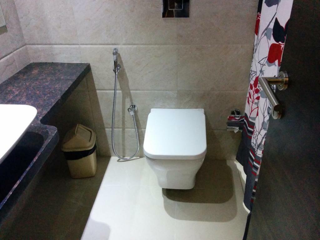 Usha Ascot Hotell Matheran Exteriör bild